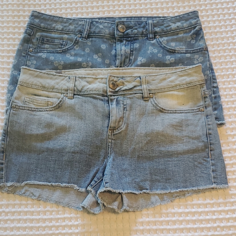 2 Pr Lauren Conrad Shorts